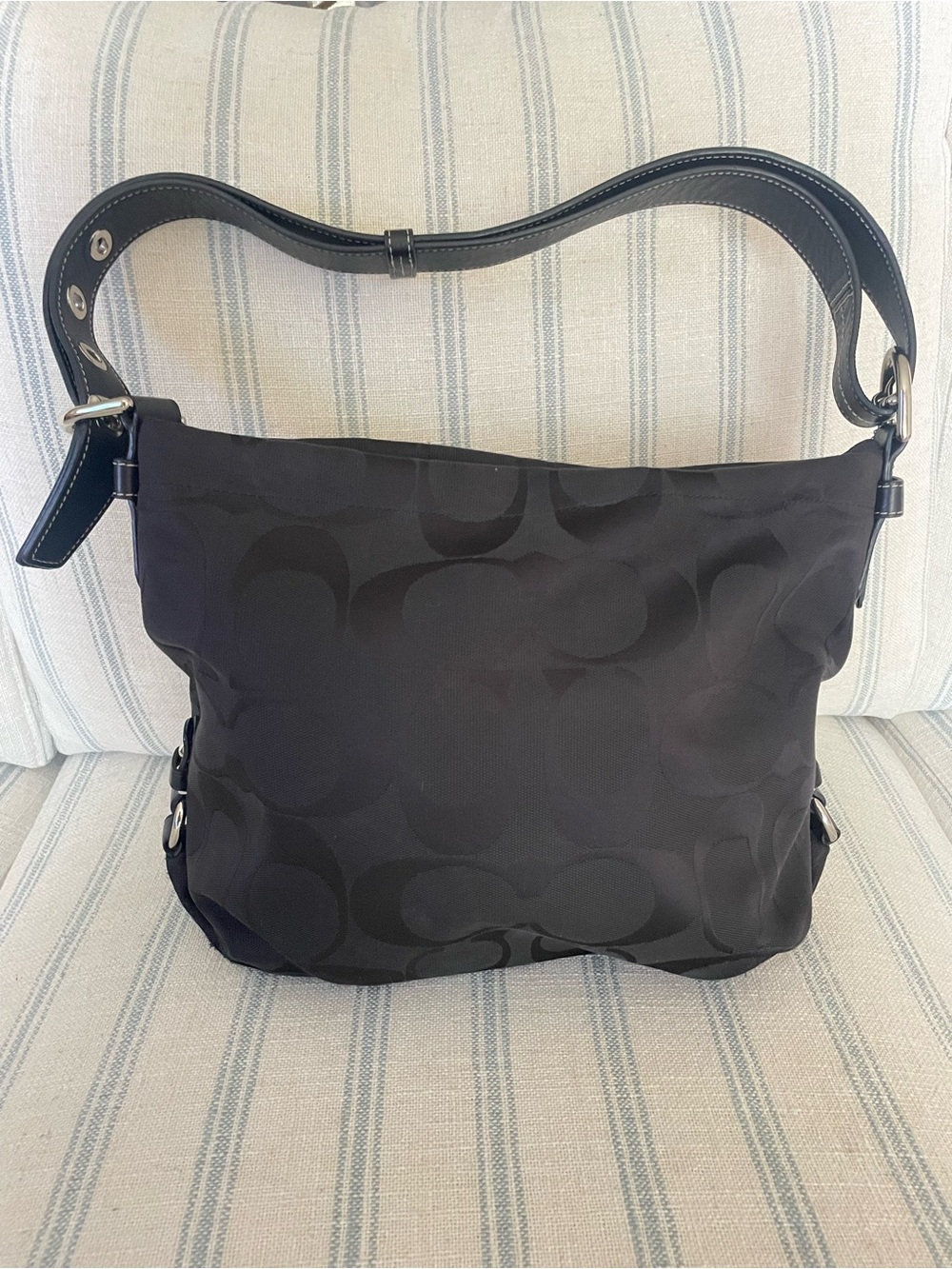 Coach 24CM Signature Duffle Jacquard Shoulder Purse Bag F15067